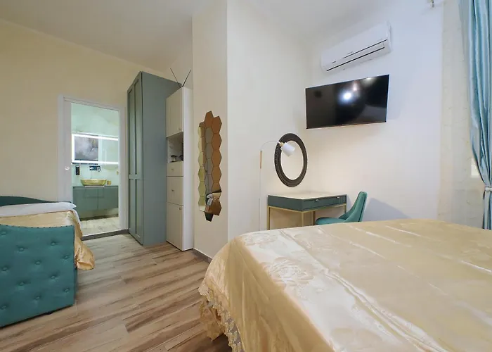 Just Chilling Ferruccio Konukevi Roma